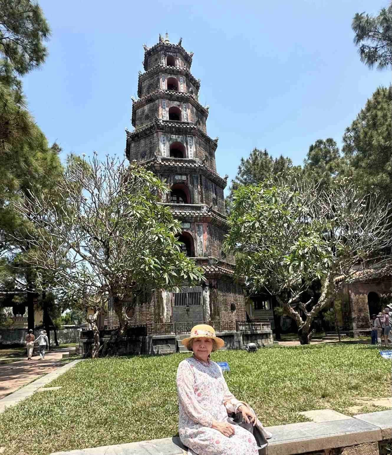 HUẾ - CH&Ugrave;A THI&Ecirc;N MỤ