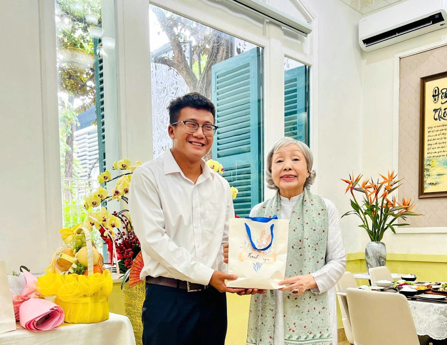 VỪ A DINH