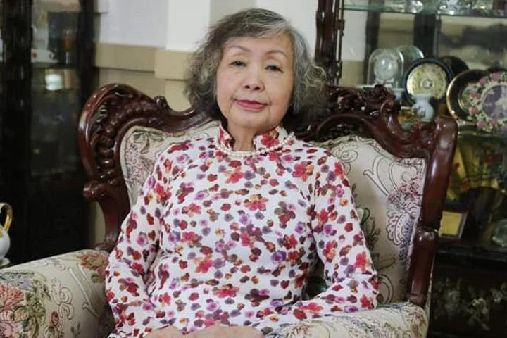 bà NGUYỄN THỊ SƠN