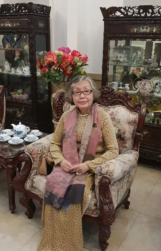 BÀ NỘI