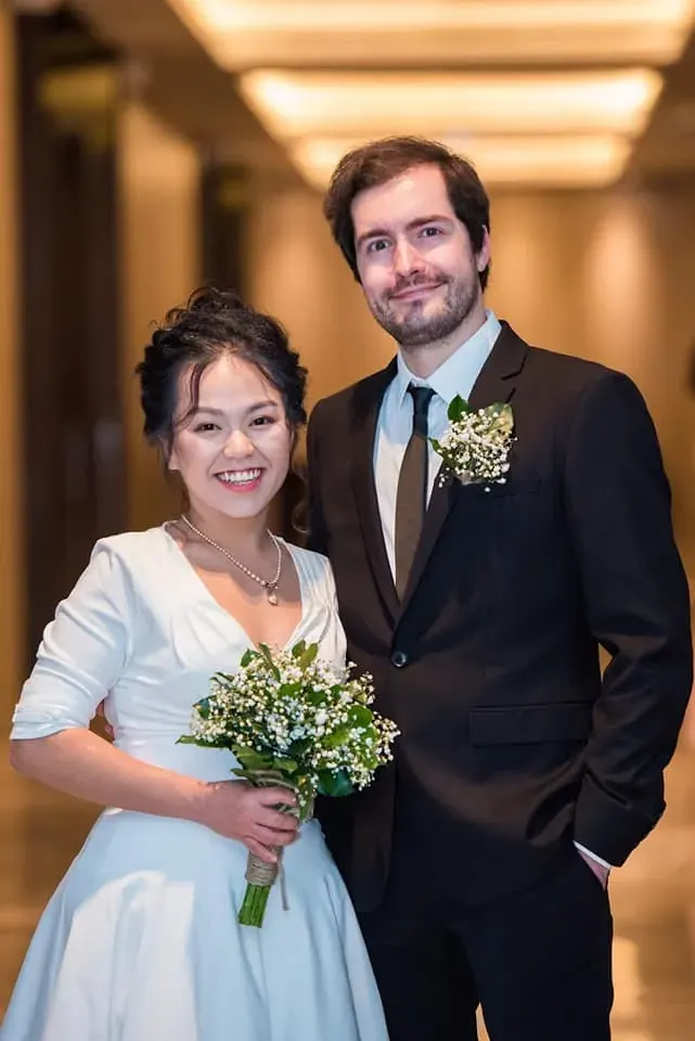 Johnathon & Thuy Vy